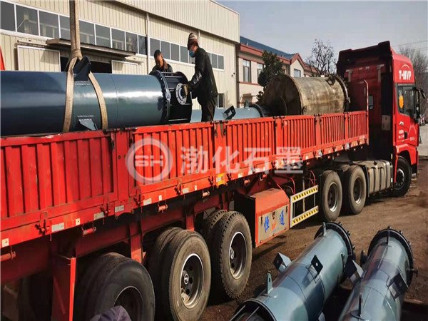 石墨设备今日成功发货济南！