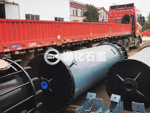 石墨换热器分享并非所有不可渗透的石墨管都是相同的。