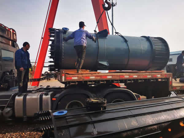 石墨换热器是否满足耐腐蚀设备的发展要求