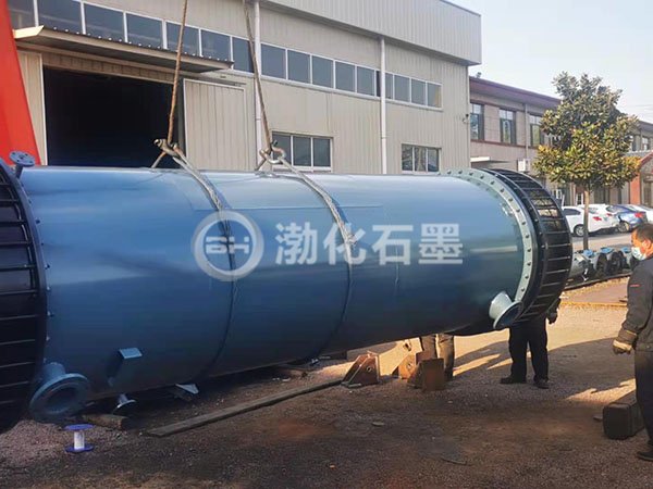 使用列管式石墨换热器进行热交换的过程是什么